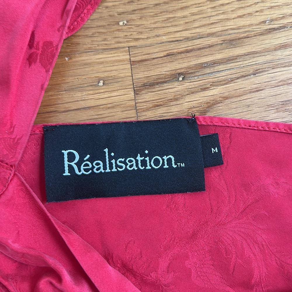 Realisation Par Red Dress - Picture 4 of 4
